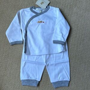 NWT Victoria Kids Pima Cotton Embroidered Puppy Layette Set Size 3-6 Months